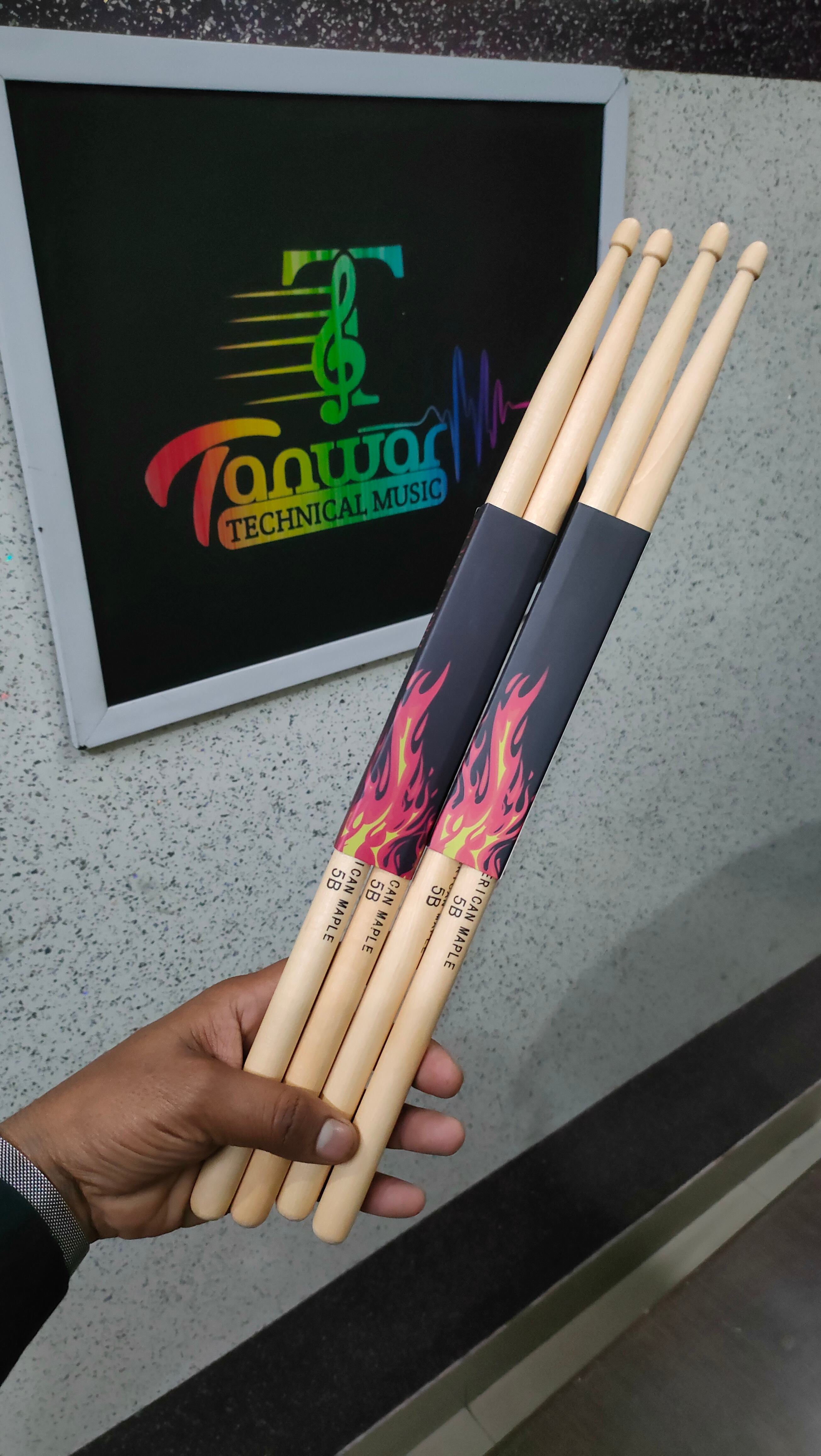 Dolphin 5B Drumsticks