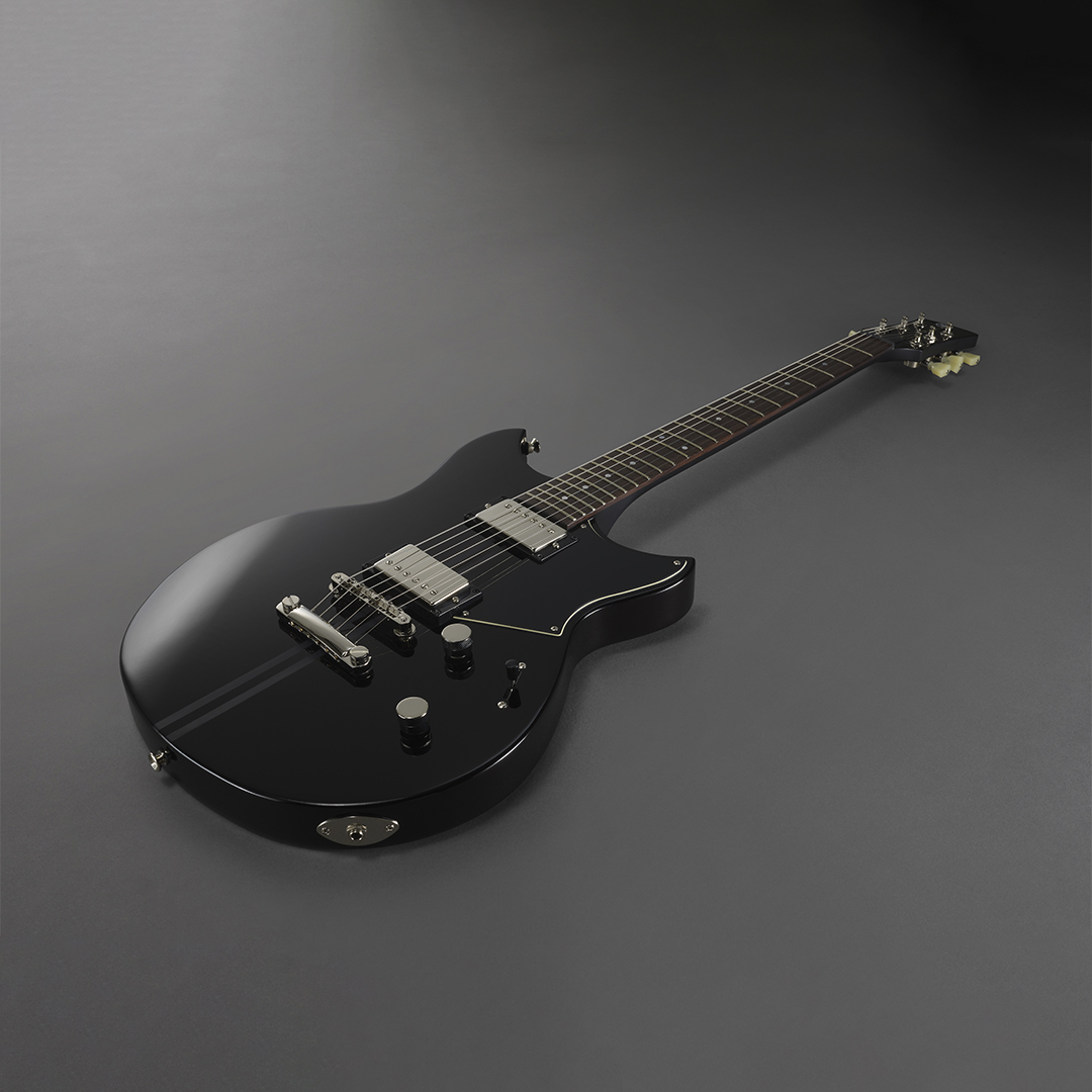 Yamaha Revstar RSE20 Black Electric Guitar